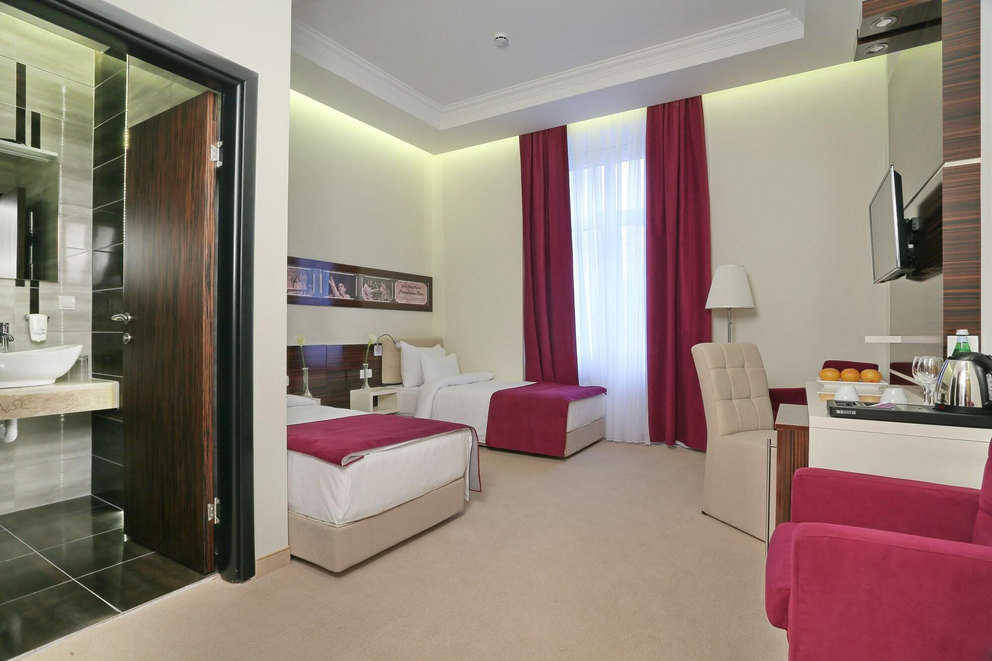 Hotel Theater Belgrade Garni Exterior foto