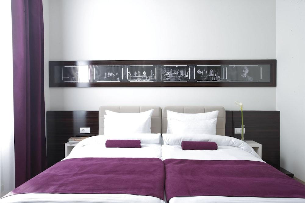 Hotel Theater Belgrade Garni Exterior foto